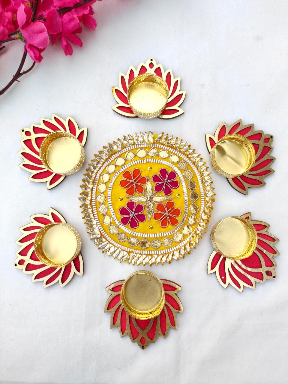 Readymade Lotus Rangoli Set with Tealight Holder