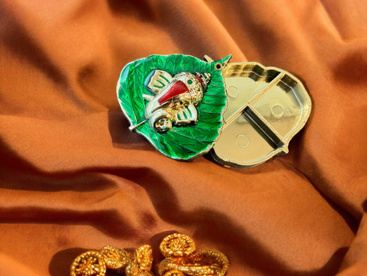 Haldi Kumkum Plate with Ganesha & Leaf, Set of 5