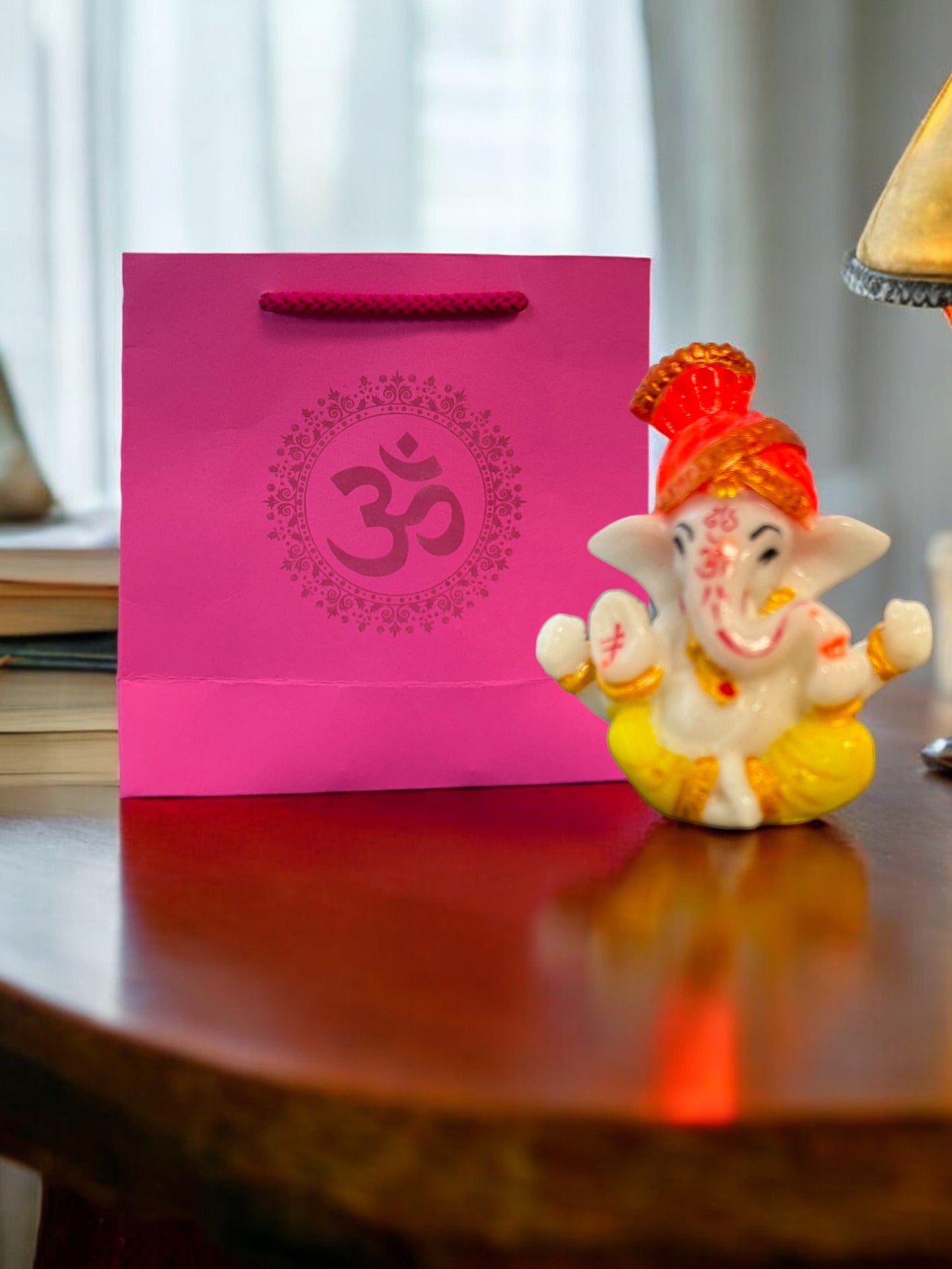 OM Paper Gift Bag, Set of 10