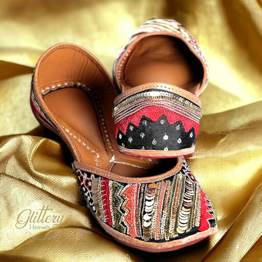 Black Ethnic Leather Punjabi Jutti with Sequence Work | Indian Women Footwear | Womens'  Mojari | Khussa Shoes for Women | Indian Ballet Flats