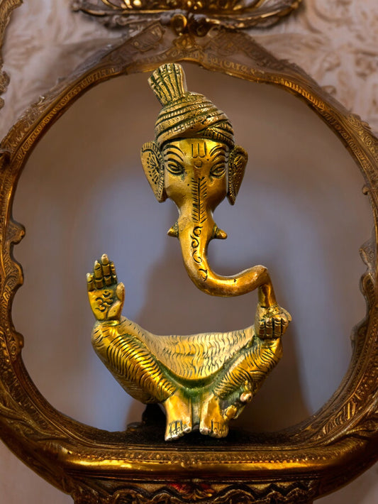 Ganesha Idol with Pagdi