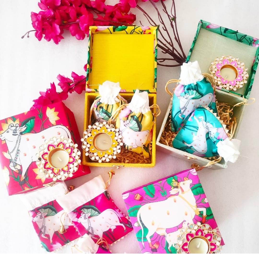 Gift Combo - Pichwai Print Box with Minakari Diya and 2 Potlis