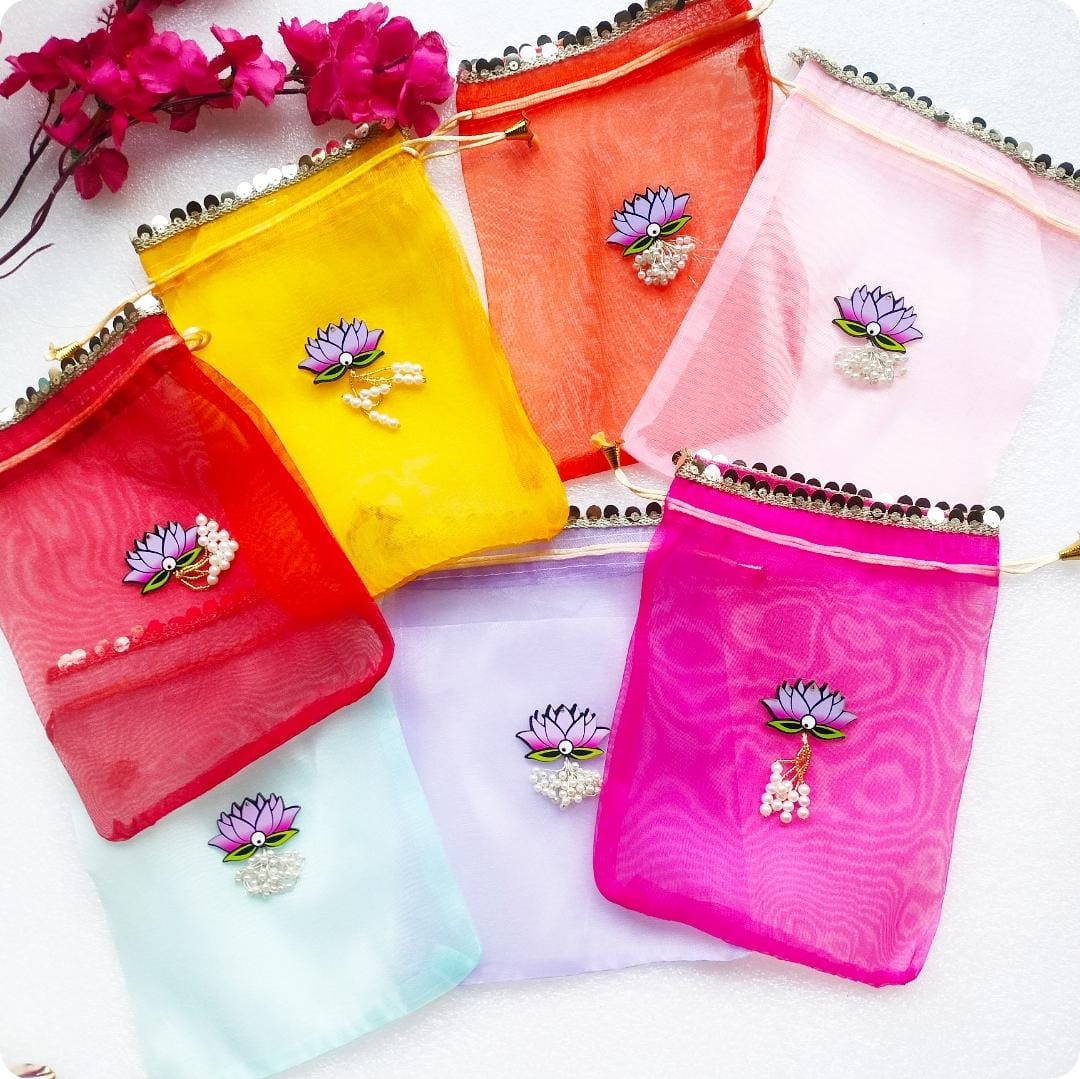 6 Inch Diya Urli with Tissue Potli Combo - Return Gifts for Housewarming, Diwali or Puja