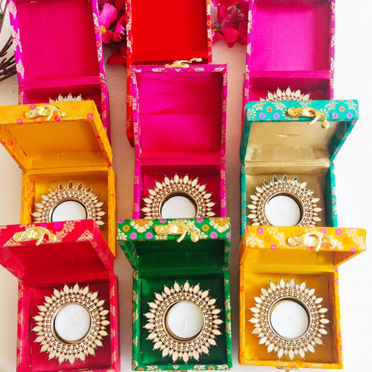 Mirror Diya with Box & Ganesha/Happy Diwali Cut Out - Set of 5