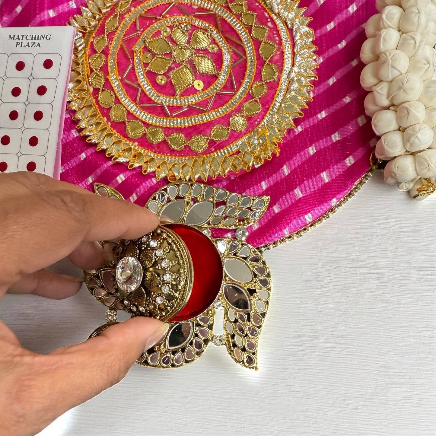 Karwachauth Gift Combo - Reusable Gajra, Sindoor Dibbi, Bindi & Gota Potli