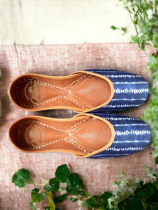 Accessorising with Traditional Juttis: A Style Guide