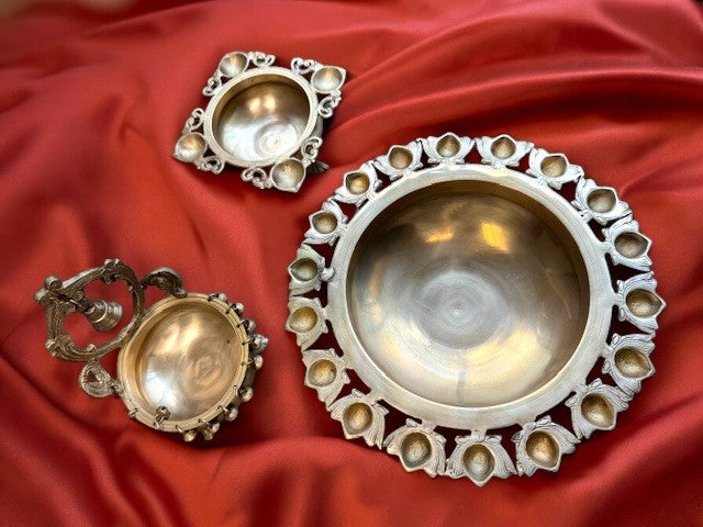 Urli with Ghoonghru & Bell