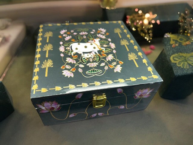 Pichwai & Lotus Printed Trinket Box