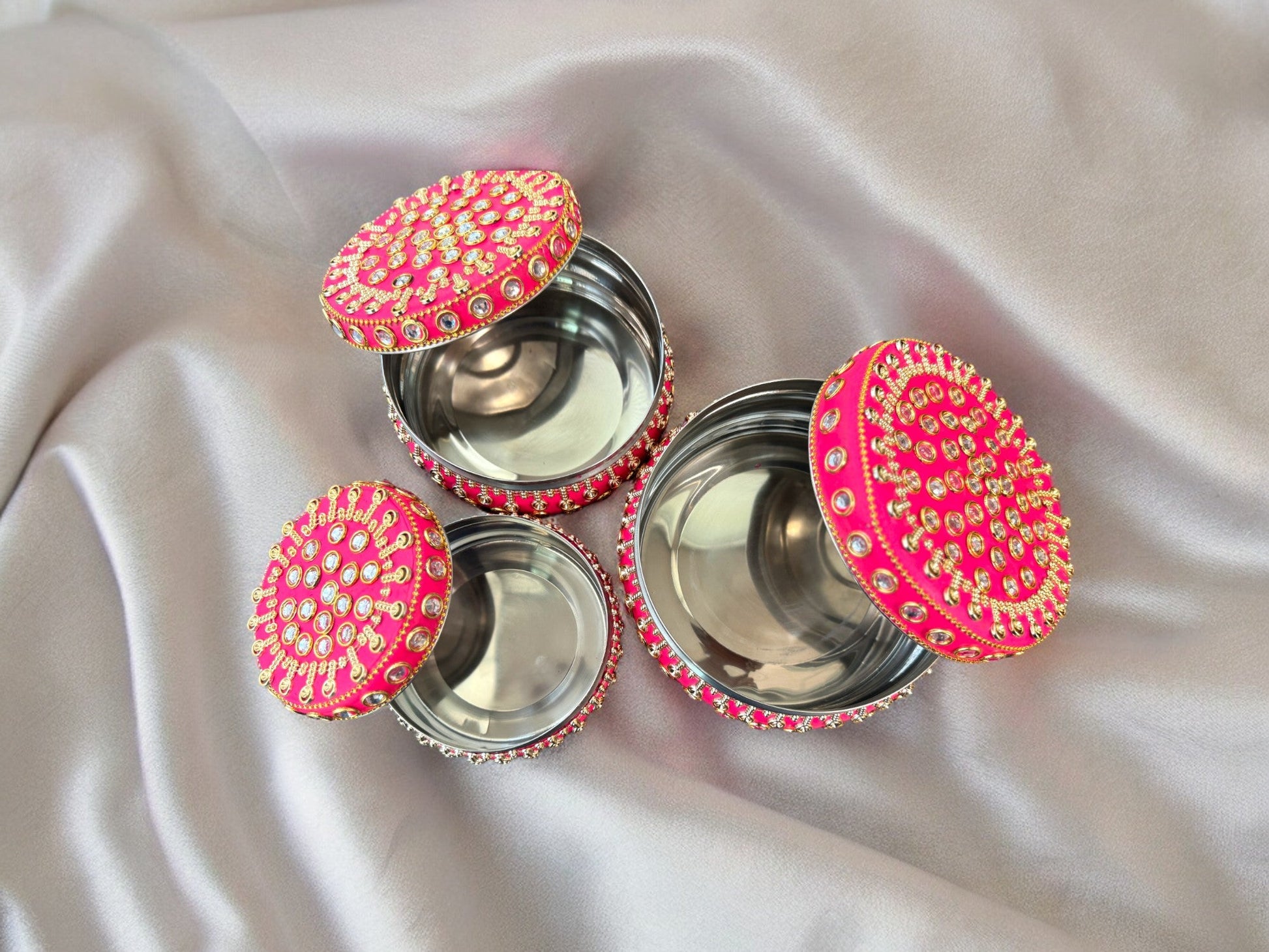 Mataki Shape Box - Red