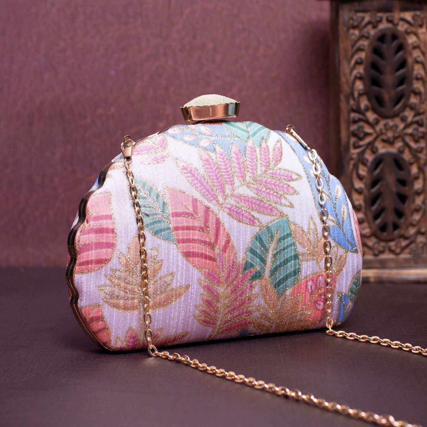 Exclusive Clutch with Leaf Design