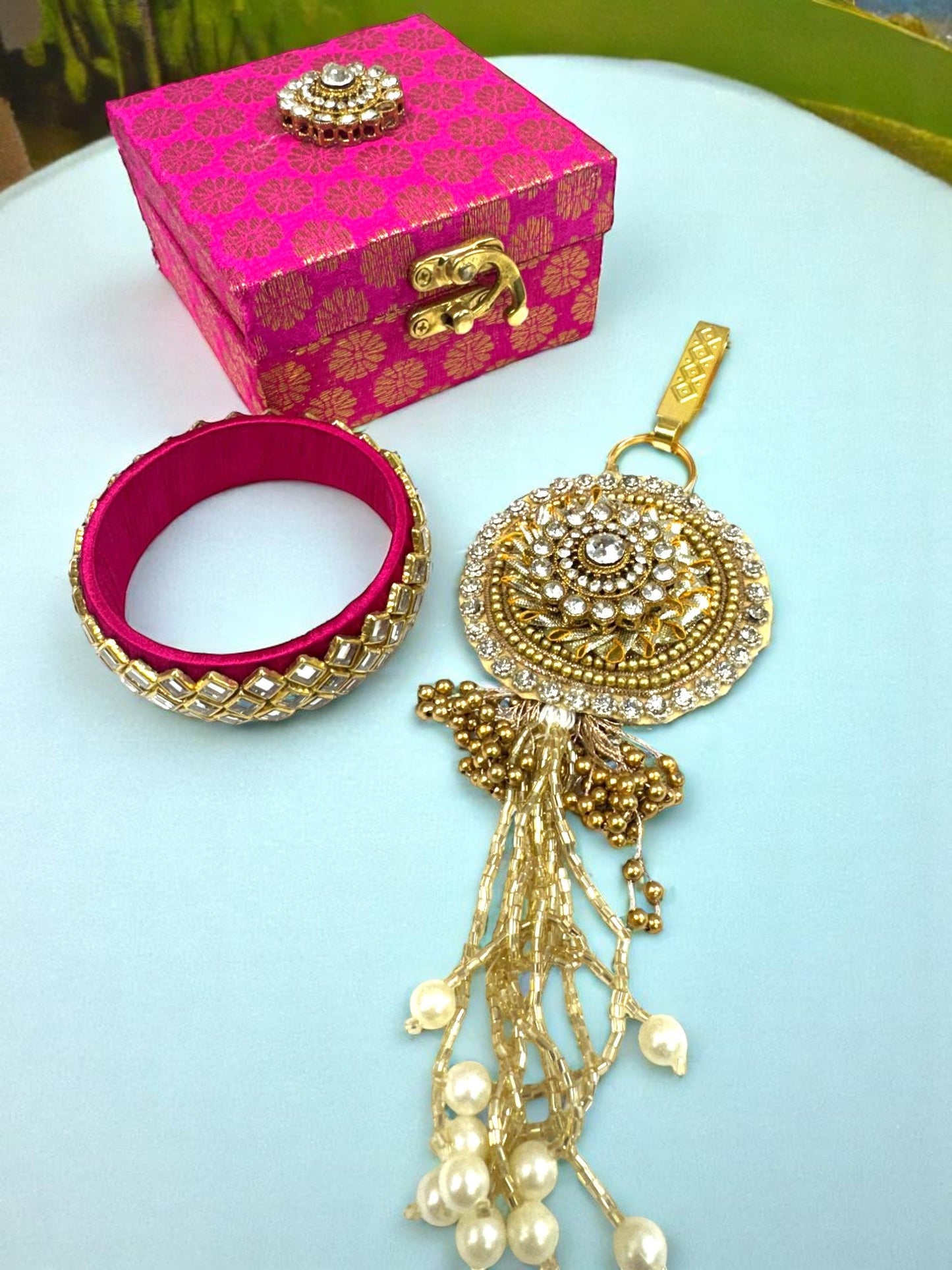 Combo of Kundan Bangle & Satka in Gift Box (Assorted)