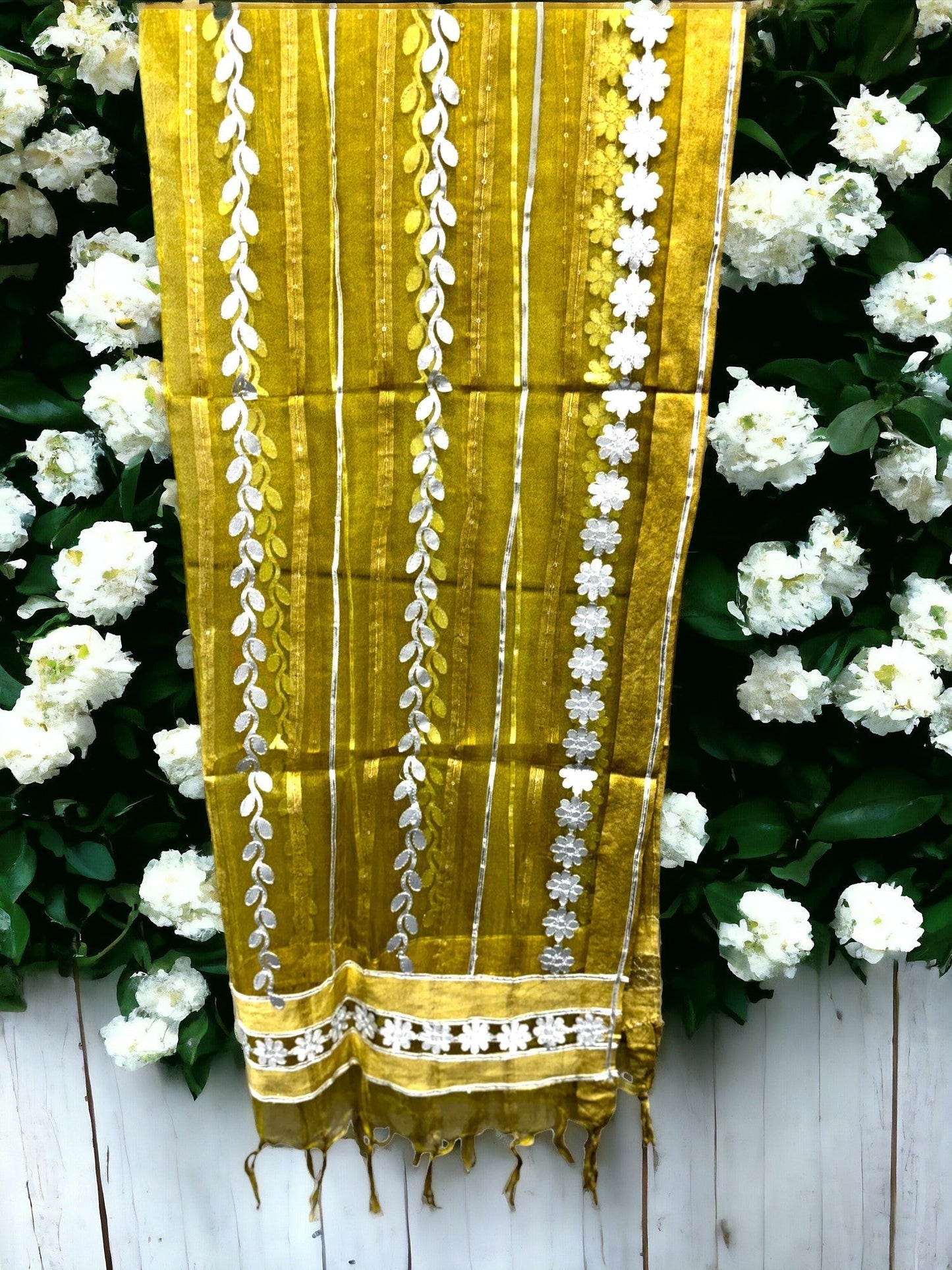 Dupatta with Silver Gota Work