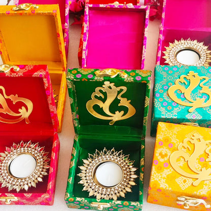 Mirror Diya with Box & Ganesha/Happy Diwali Cut Out - Set of 5