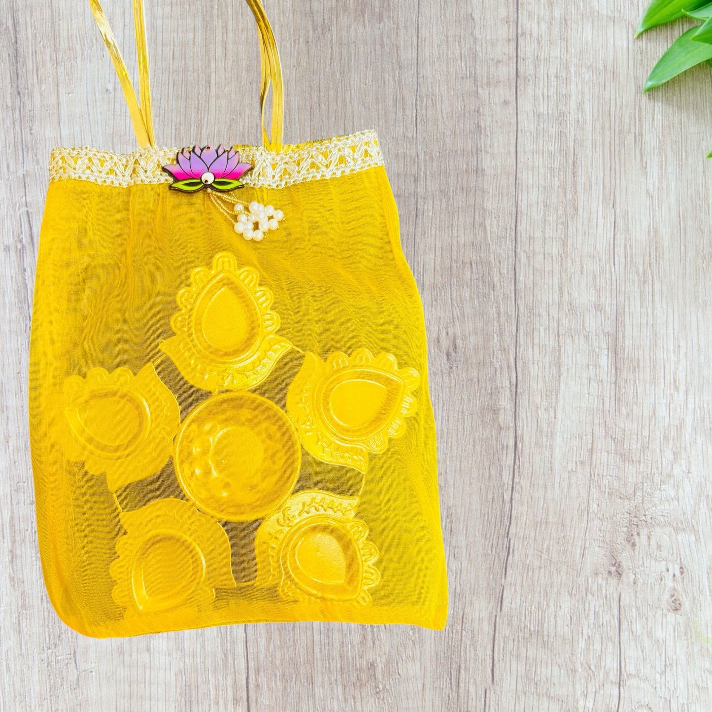 Lotus Urli with Tissue Bags Combo - Return Gifts for Housewarming, Diwali or Puja