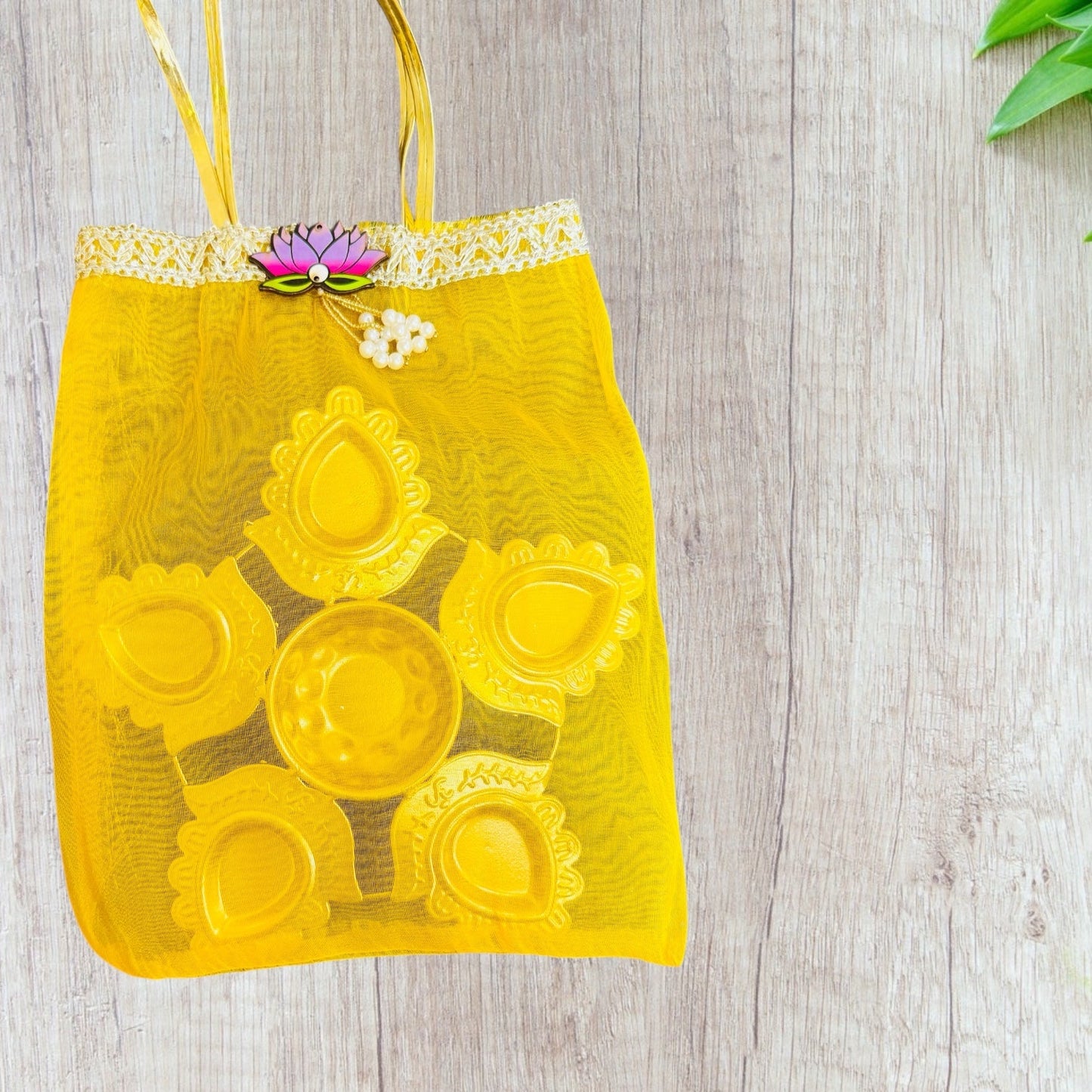 Lotus Urli with Tissue Bags Combo - Return Gifts for Housewarming, Diwali or Puja