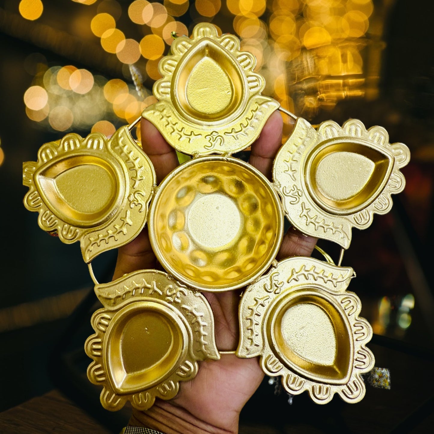Lotus Urli with Tissue Bags Combo - Return Gifts for Housewarming, Diwali or Puja