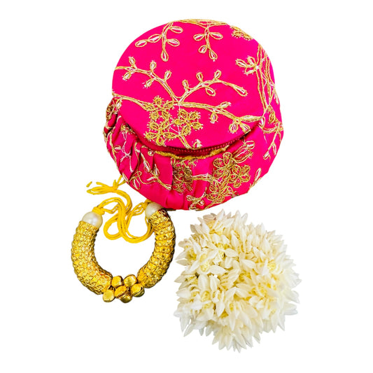 Karwachauth Party Gift - Golden Shell Bracelet, Gajra in Reusable Fabric Matki