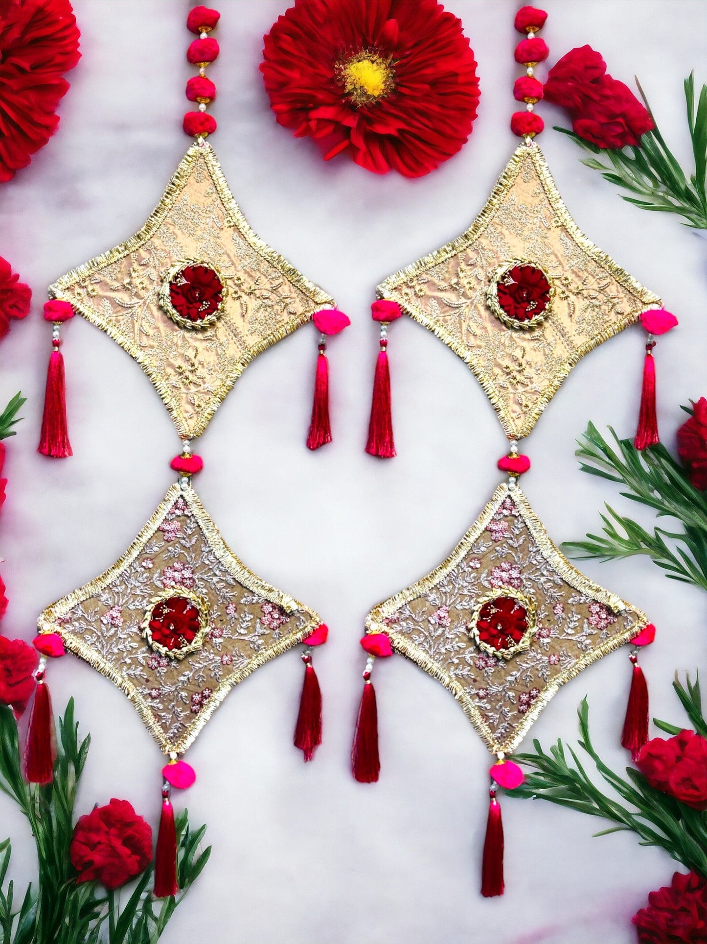 Zari Star Lari - Set of 2