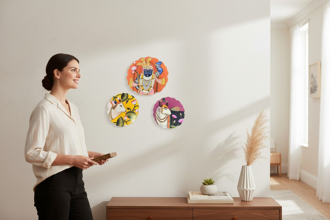 Set of 2 - Round Shape MDF Wall Hanging Decor